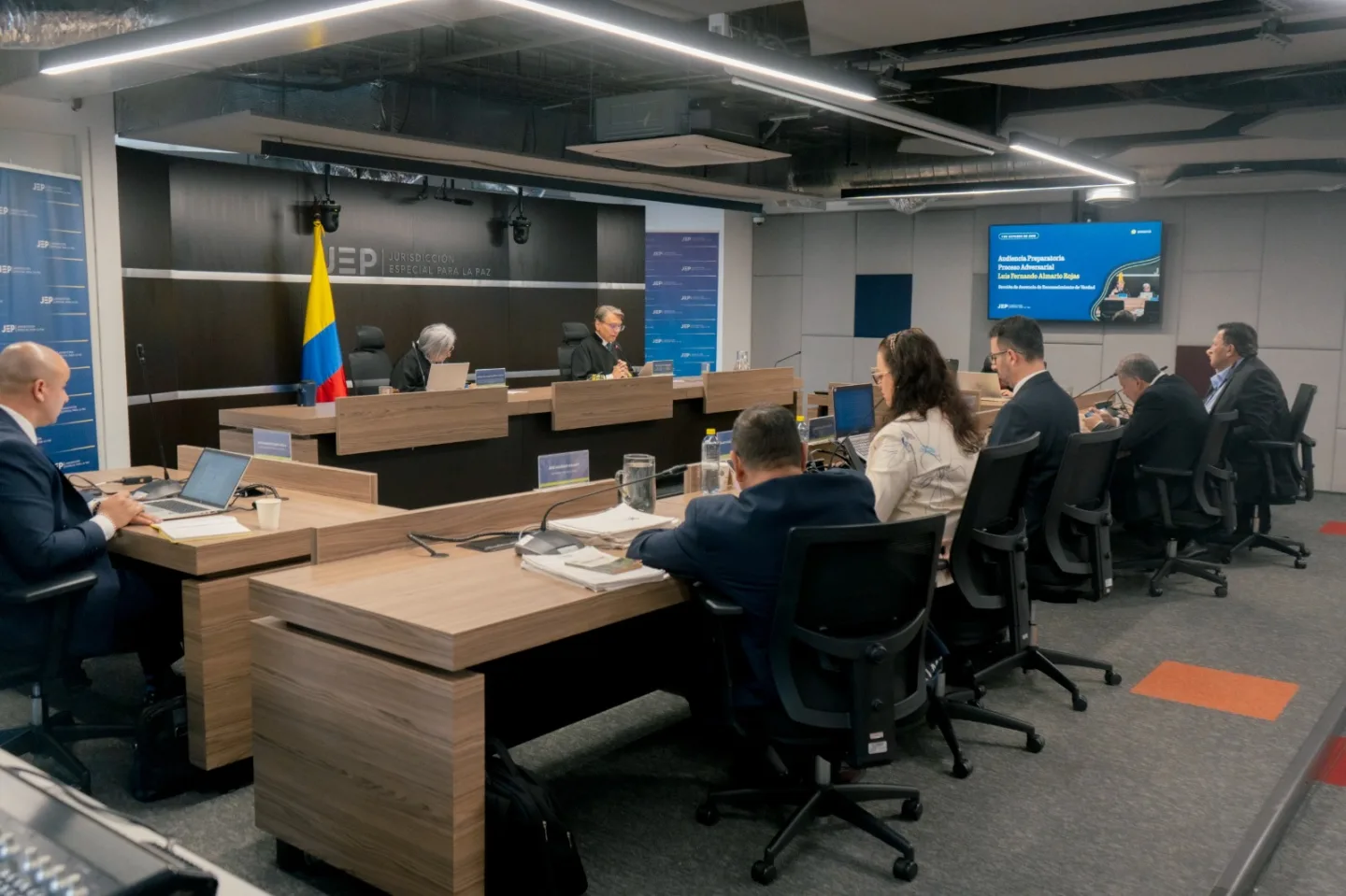 Debate institucional sobre el presupuesto y la temporalidad de la JEP