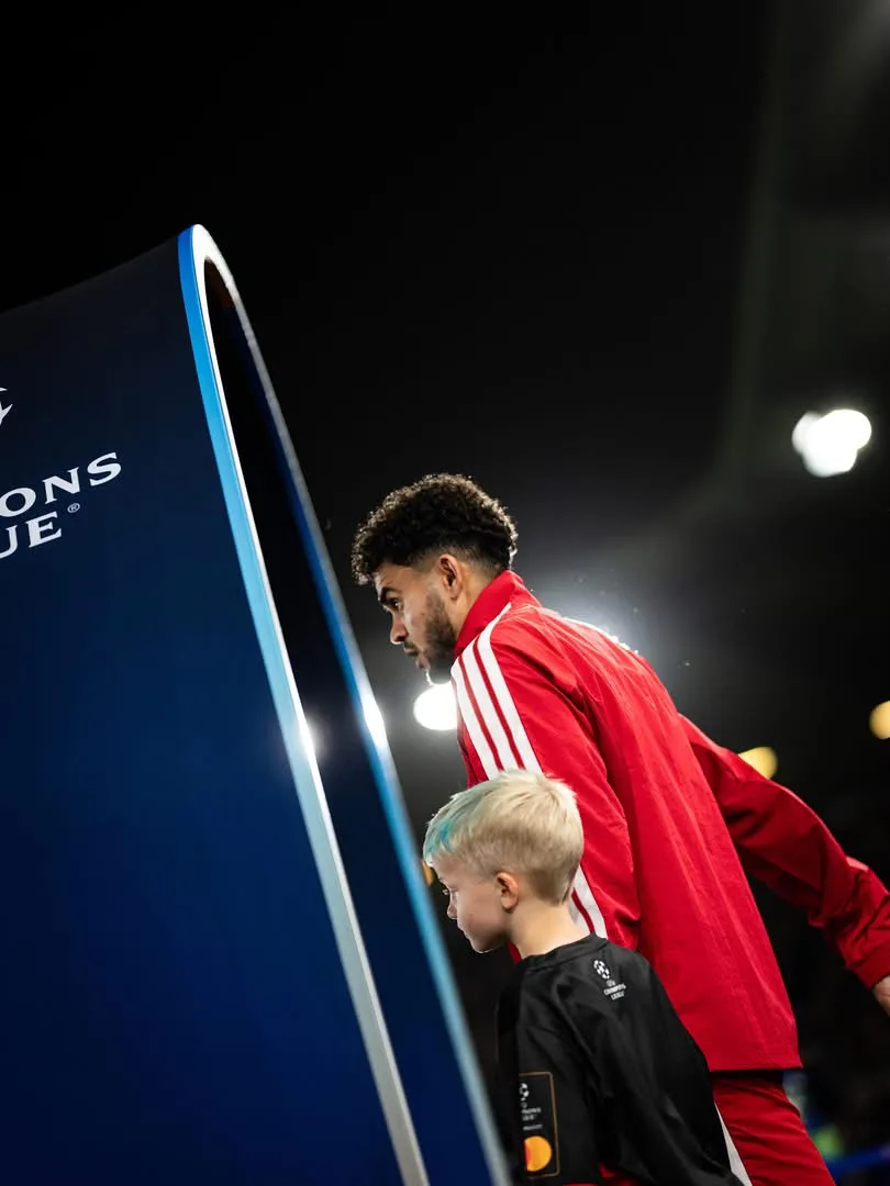 Luis Díaz anota un doblete y da una asistencia con el Bayern Múnich ante el Leipzig