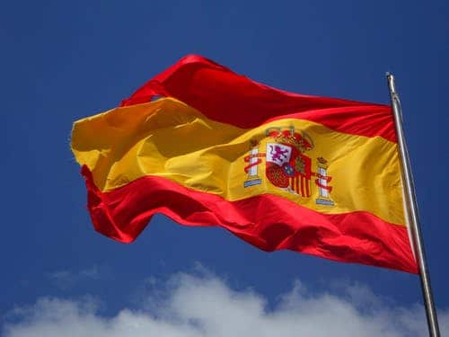 vacantes para trabajar en España / homologar en España / oportunidad laboral - viajar a España