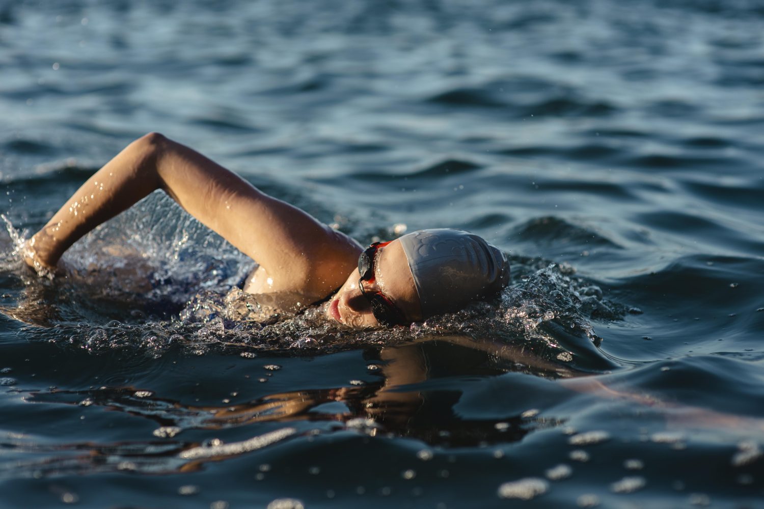 consejos para nadar mejor y durante más tiempo / natación / Olímpicos de París - Agua de mar