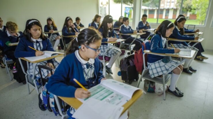 tapabocas en espacios escolares