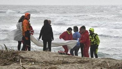 Al menos 59 personas perdieron la vida en el naufragio de un barco de migrantes en Italia | naufragio Italia | Naufragio en el mar Mediterráneo