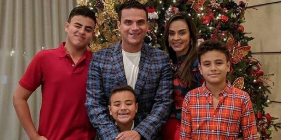 silvestre Dangond y sus hijos