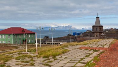 Iglesia en el pueblo de Barentsburg. Svalbard, Noruega / prohibido morirse