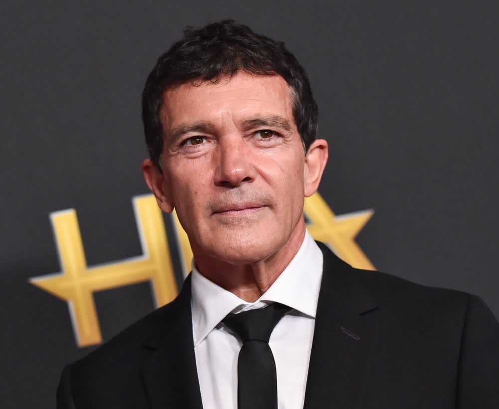 Antonio Banderas llega para los Premios de Películas de Hollywood 2019 / humorista