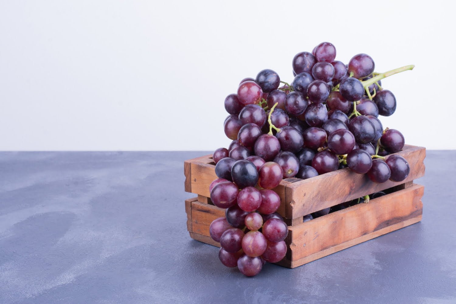 ¿Qué pasa en el cuerpo si comes uvas todos los días?