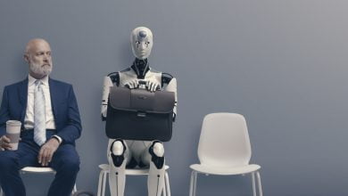 Un hombre y un robot de IA esperando una entrevista de trabajo / inteligencia artificial