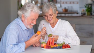 Tres alimentos que deberían comer las personas mayores de 70 años / olor de las personas mayores