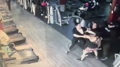 Video viral: Por una máquina de gimnasio mujer le mutiló un dedo a otra