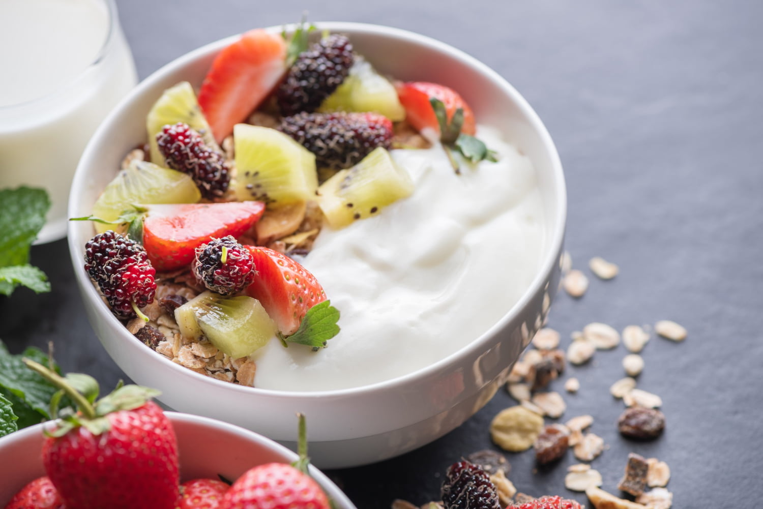 Los increíbles beneficios de añadir yogur a tu desayuno para una vida saludable