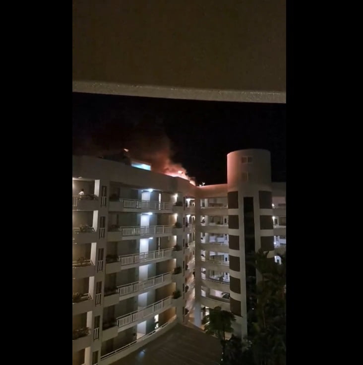 Video: Helicóptero se estrelló en reconocido hotel y desató un incendio